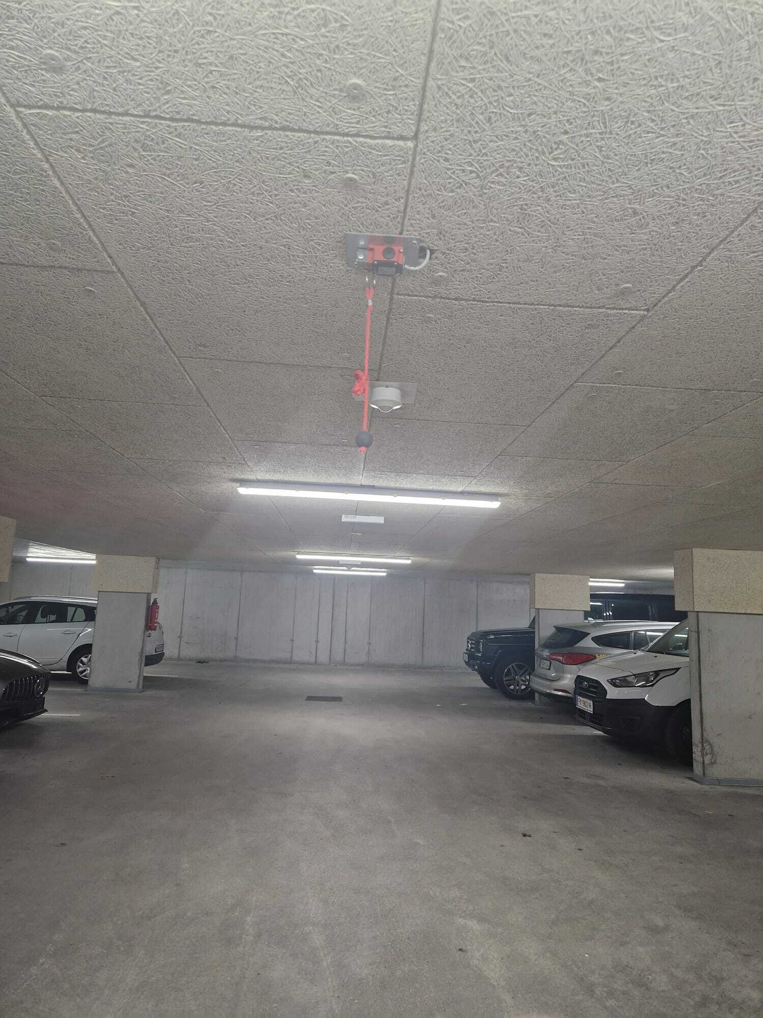 Tiefgarage mit Stellplätzen am Apartmenthaus in Hard
