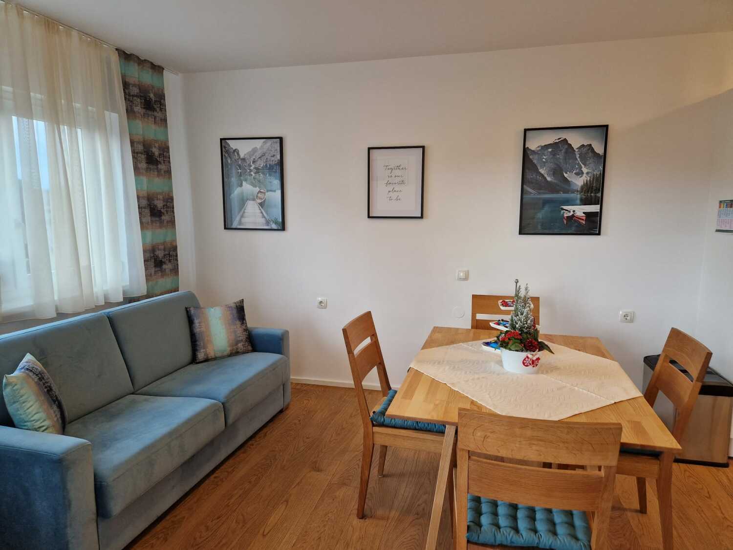 Wohn- und Essbereich im Wohlfühlapartment Nr 47 in Götzis